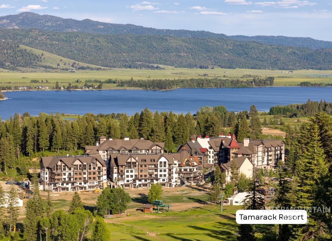 9785 Edna Pl Property Photo 47
