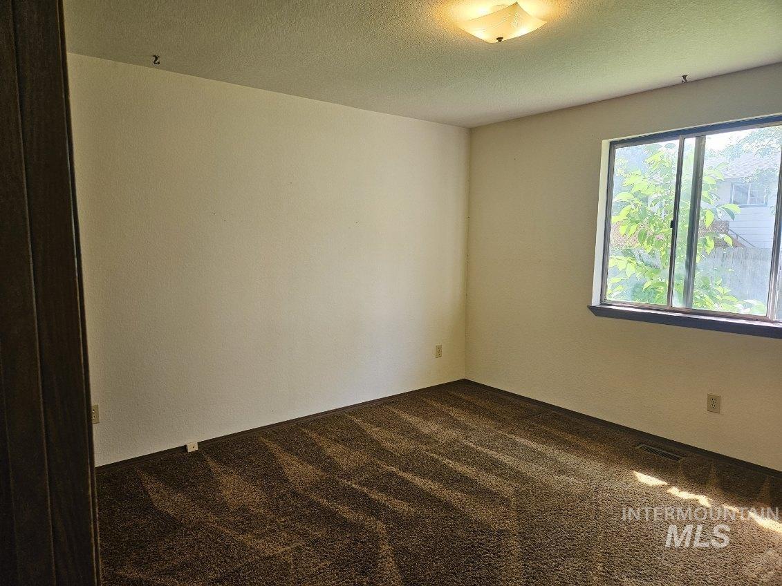 1152 Sweetwood Cir Property Photo 10