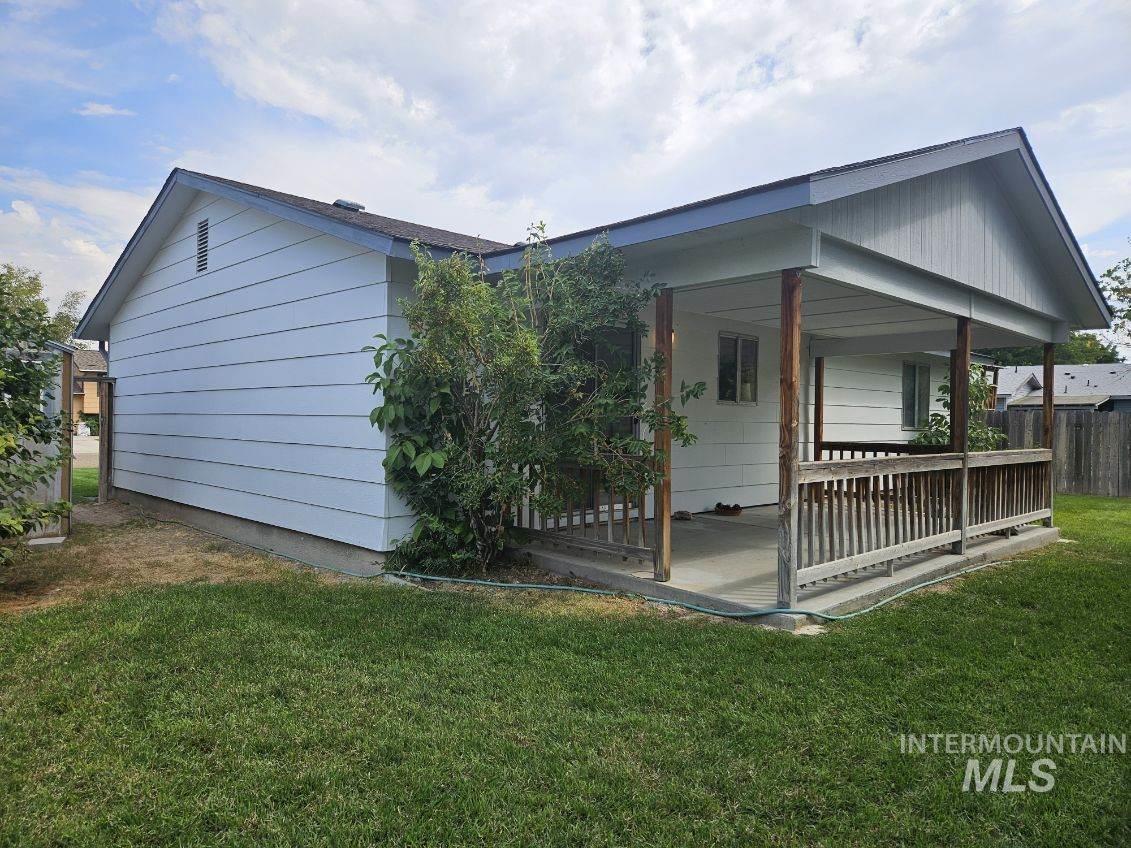 1152 Sweetwood Cir Property Photo 19