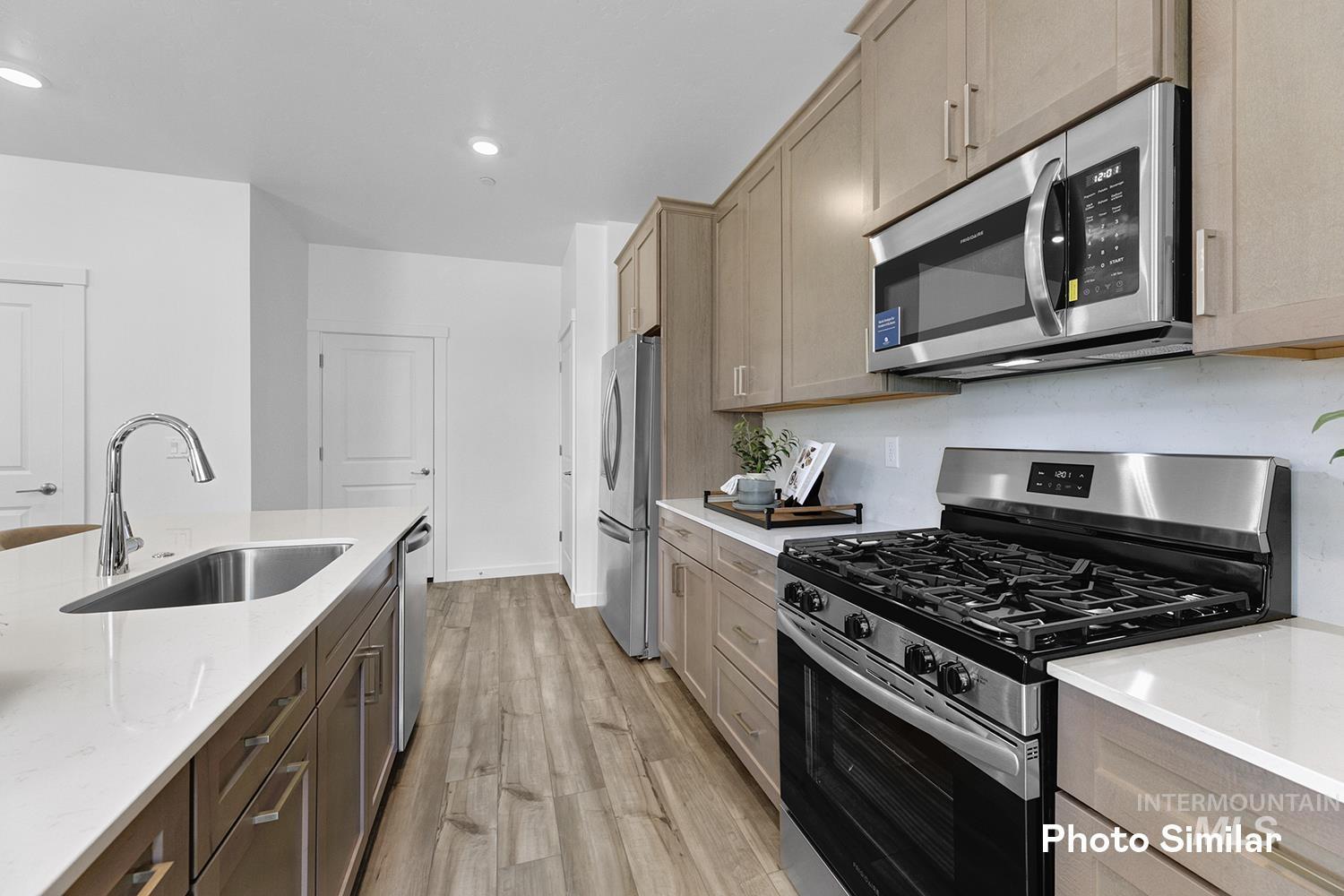 2610 Fall Line St Property Photo 16