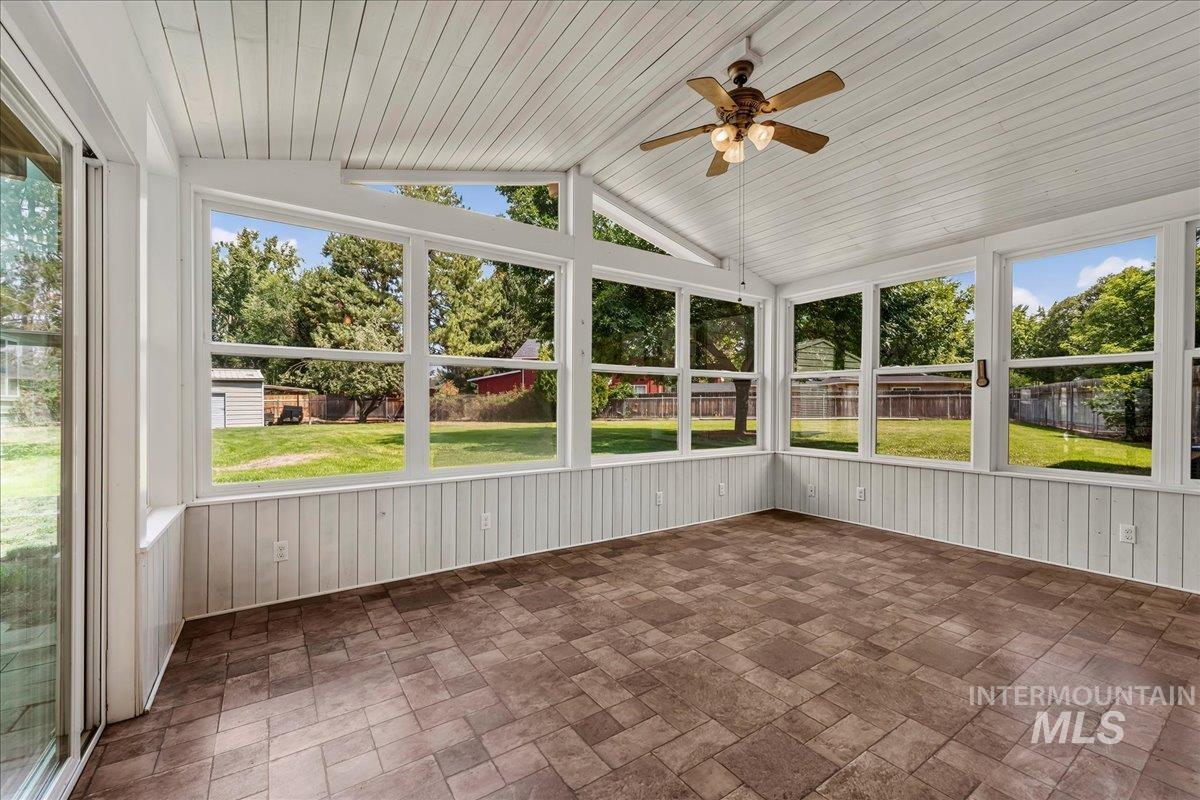 12592 W Freedom Drive Property Photo 14