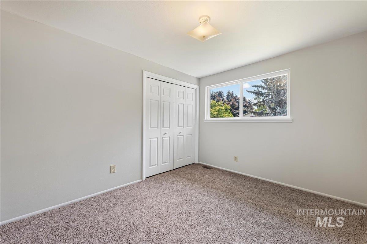 12592 W Freedom Drive Property Photo 23