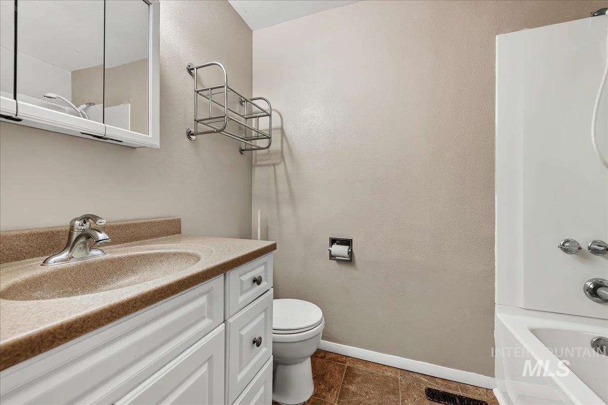 12592 W Freedom Drive Property Photo 24