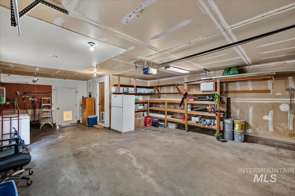 12592 W Freedom Drive Property Photo 27