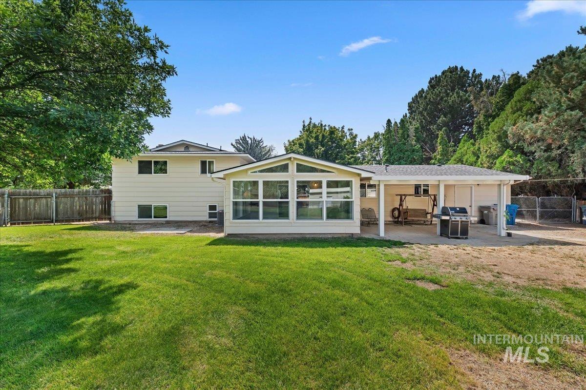 12592 W Freedom Drive Property Photo 32