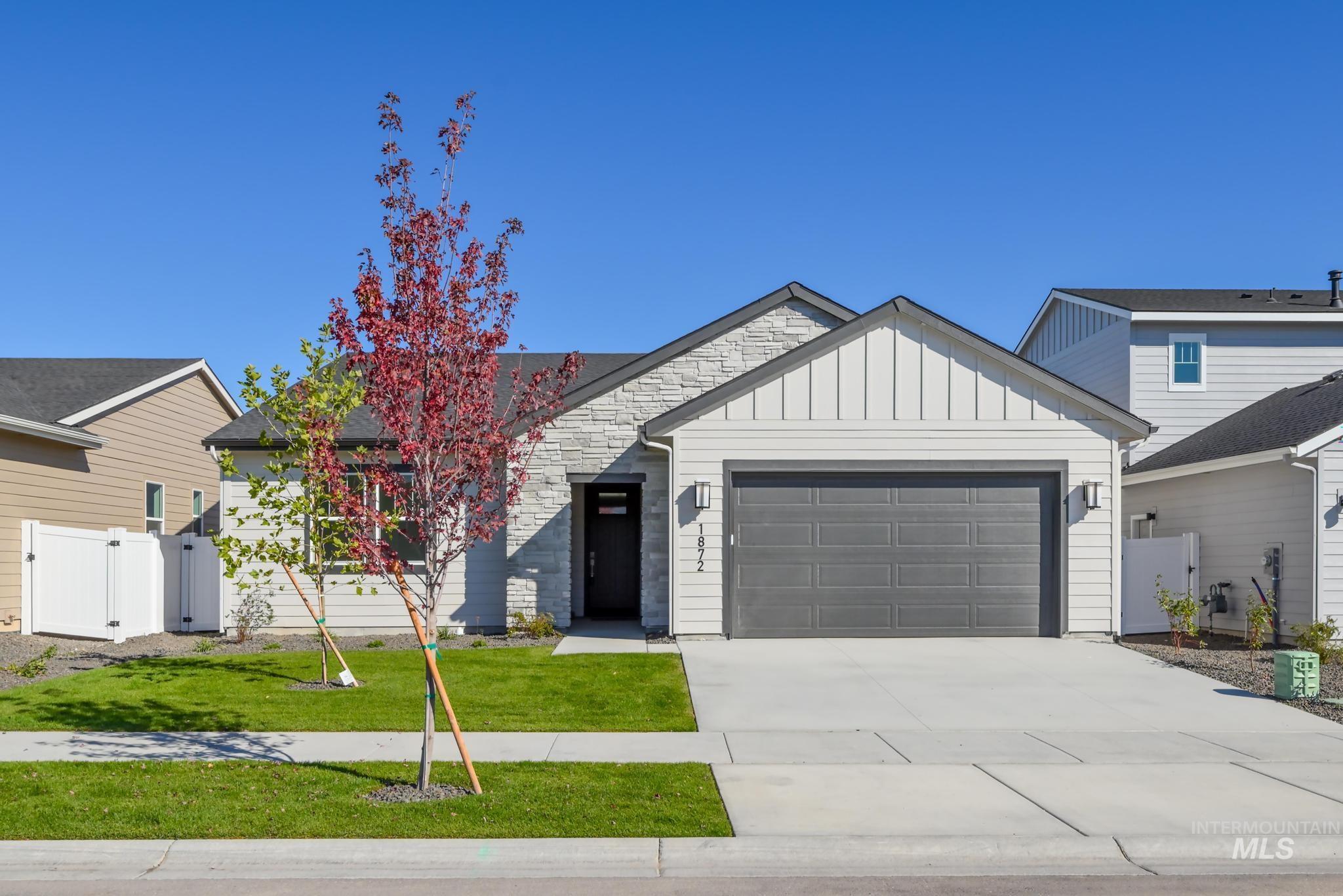 1872 W Arya St Property Photo 1