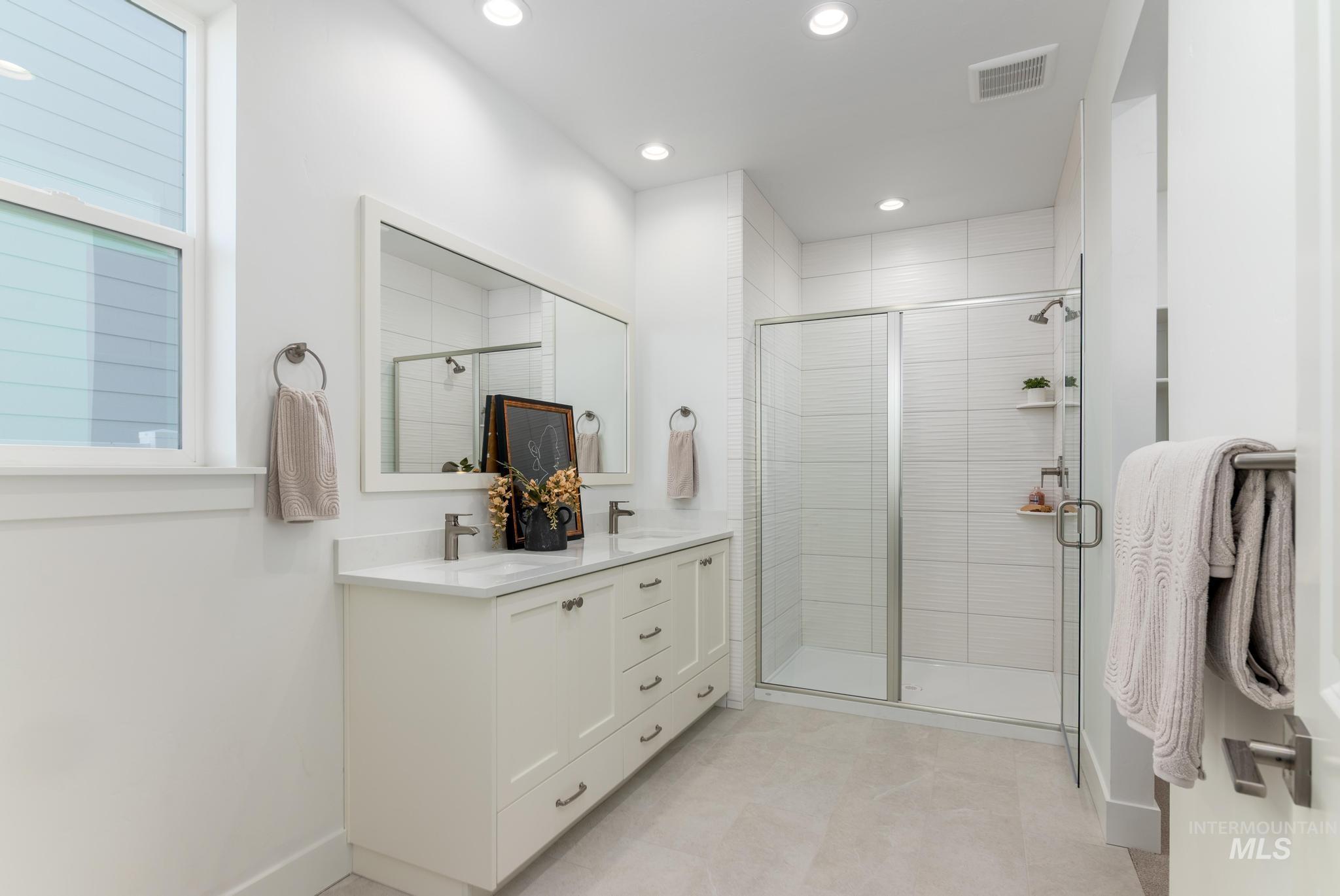 1872 W Arya St Property Photo 17