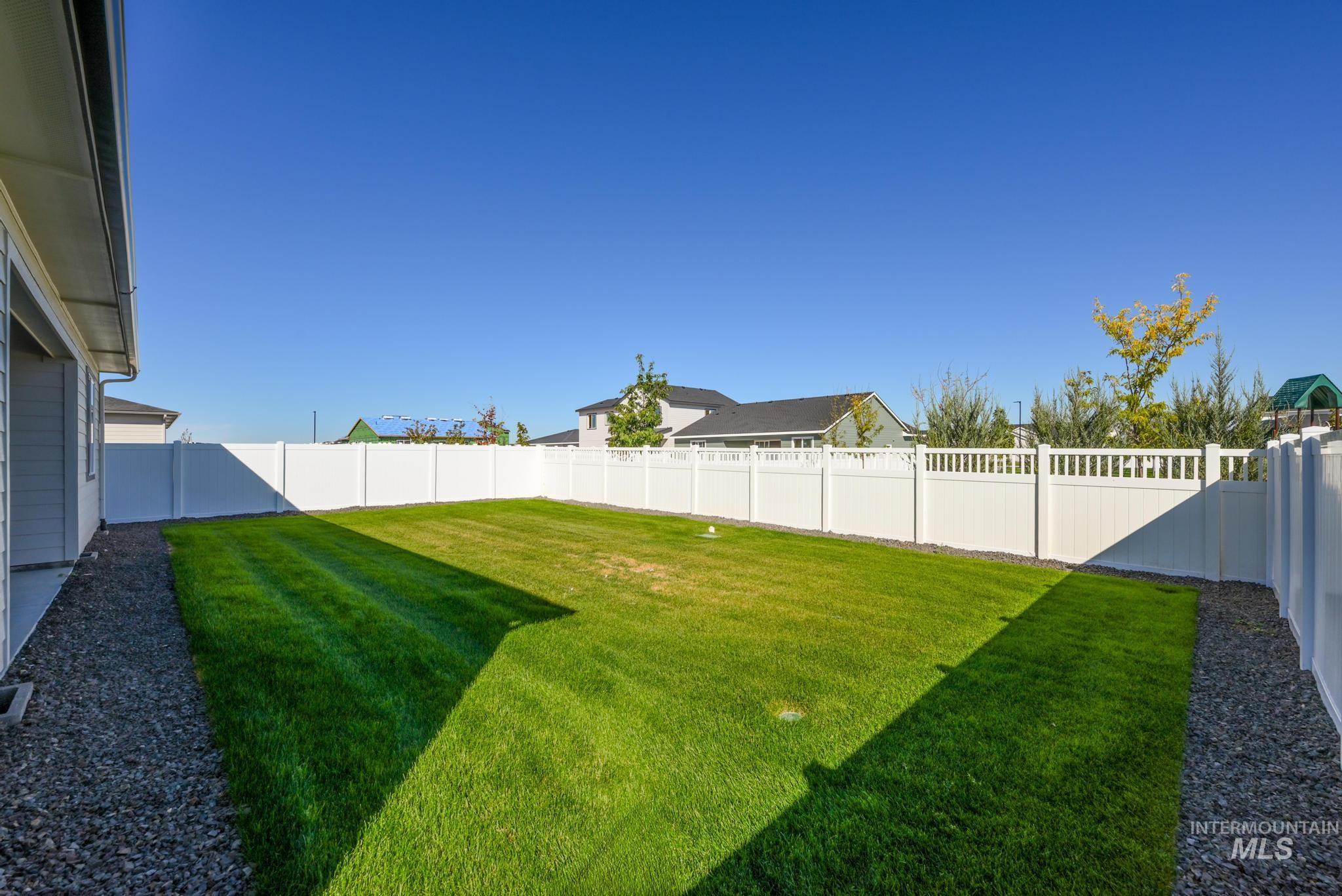 1872 W Arya St Property Photo 25