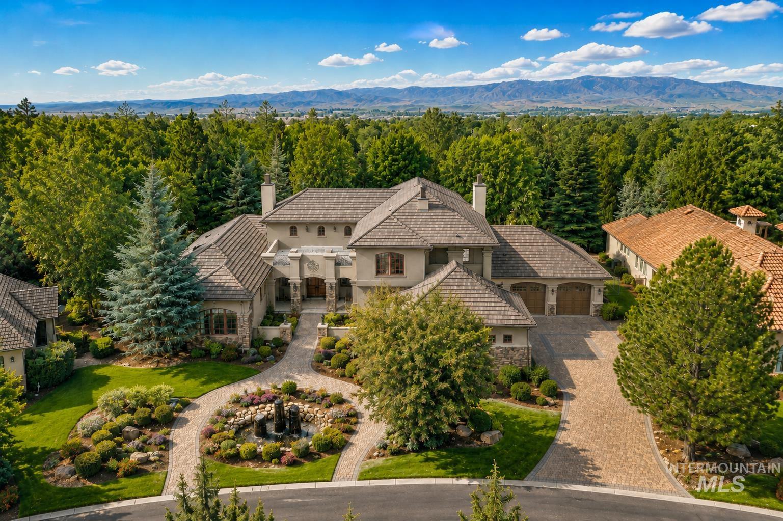 1020 W Shearwater Lane