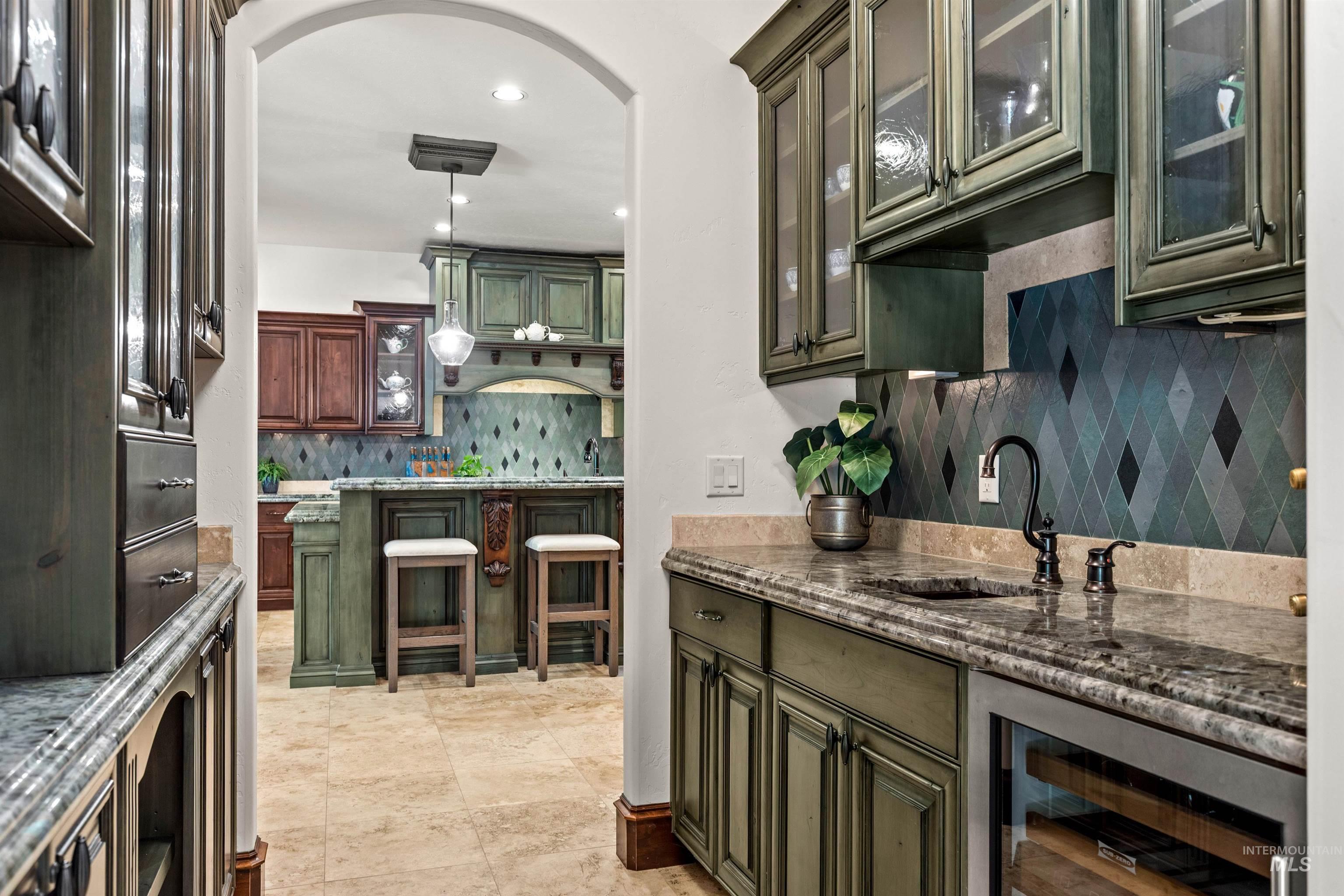 1020 W Shearwater Lane Property Photo 16