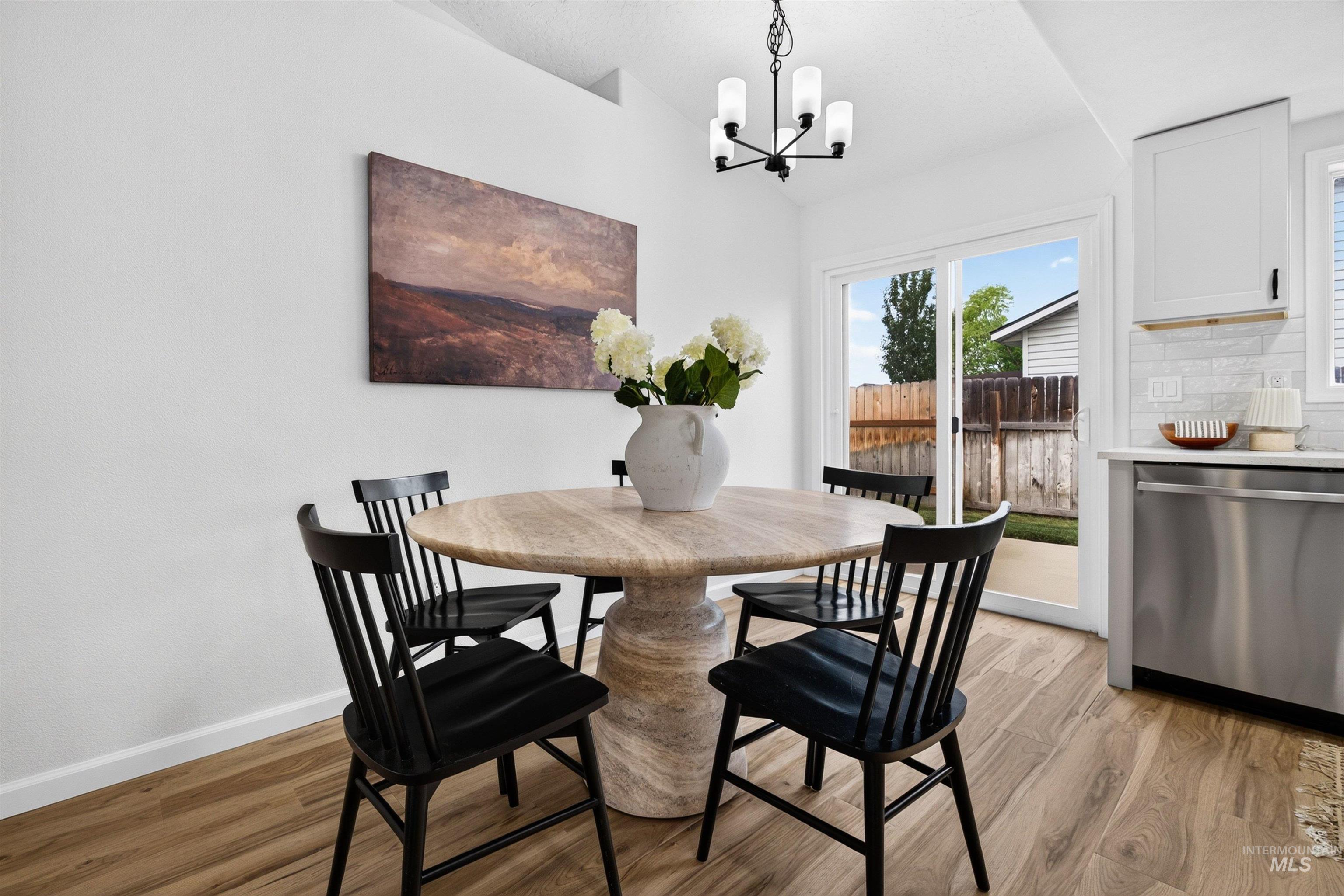 1405 Boundary Street Property Photo 6