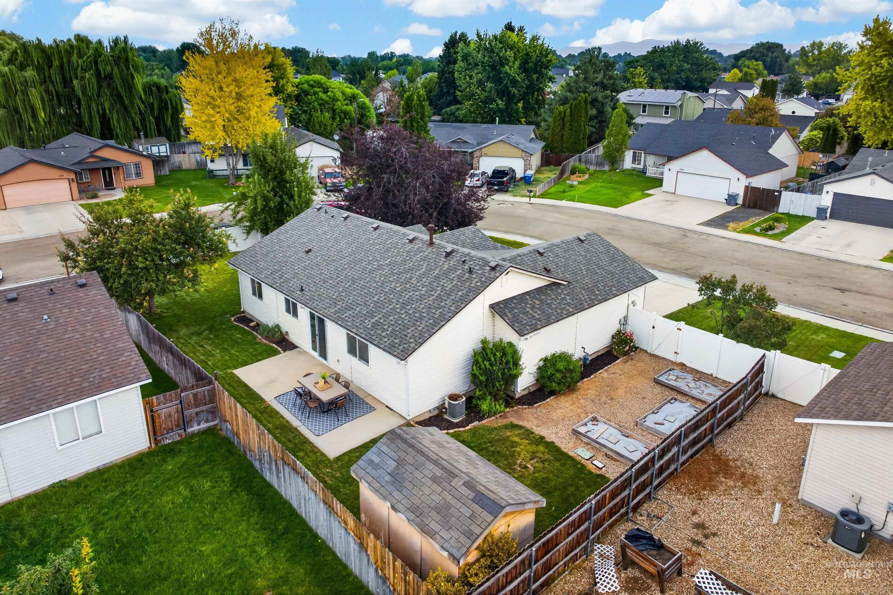 1405 Boundary Street Property Photo 36