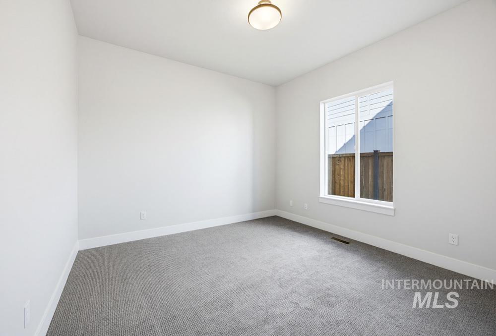 2141 E Thea Dr Property Photo 15