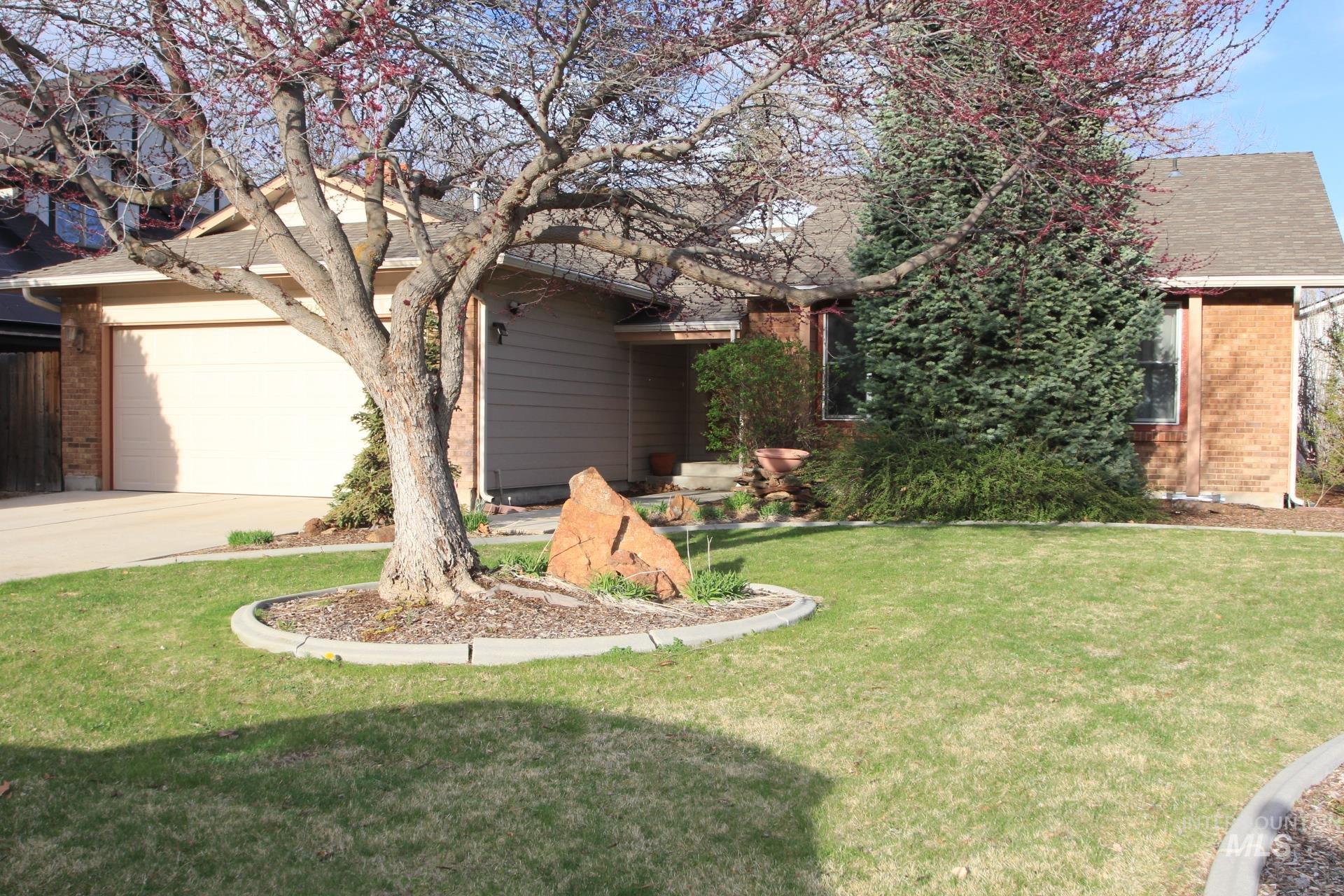 3728 W Sugar Creek Dr. Property Photo 1