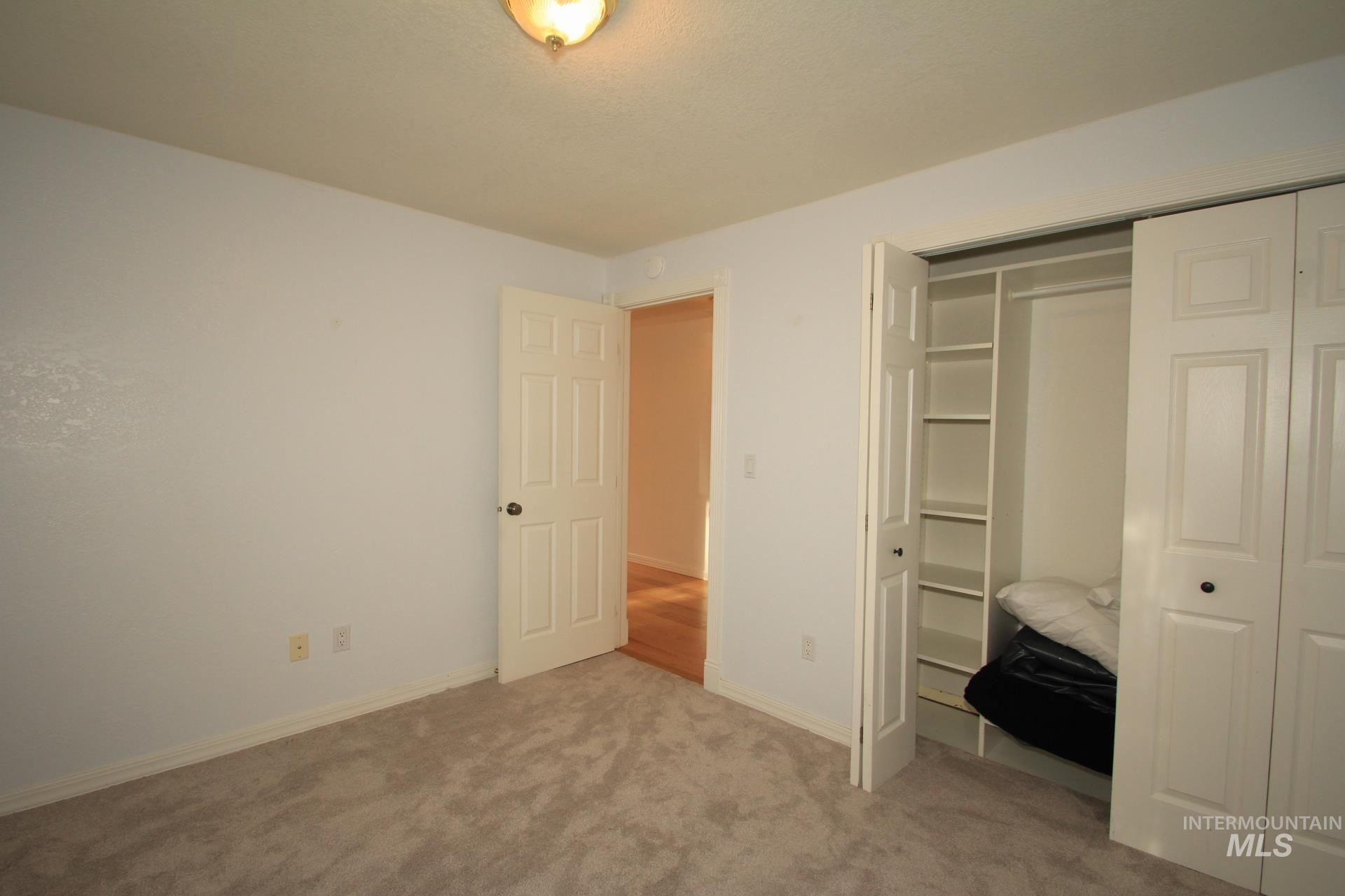 3728 W Sugar Creek Dr. Property Photo 25