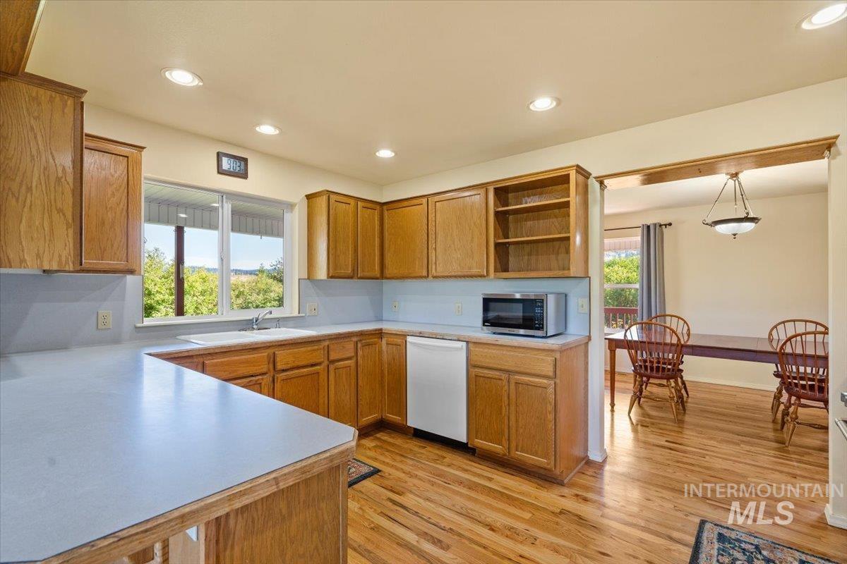 2345 Spring Creek Lane Property Photo 9