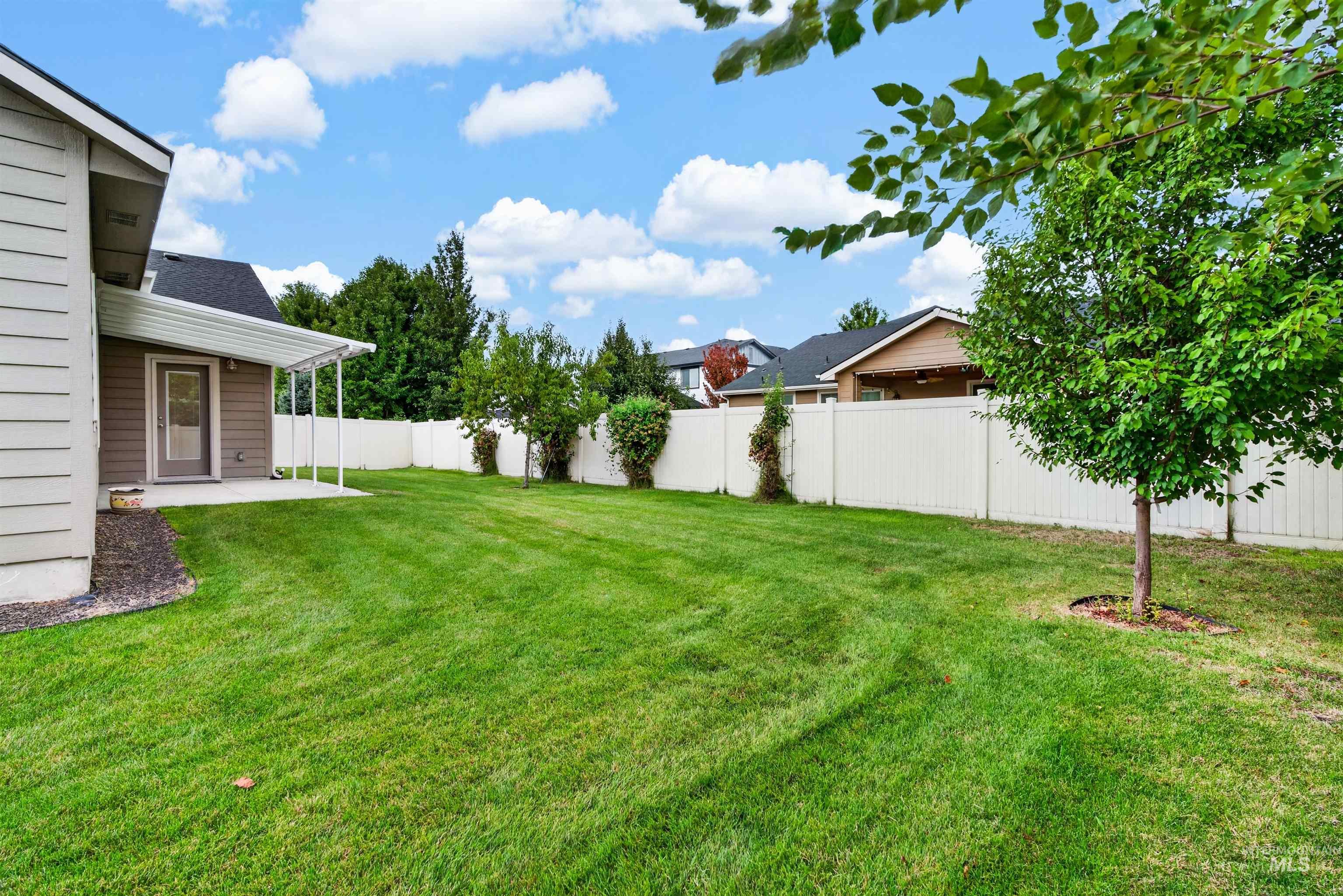 4140 W Stone House Property Photo 38