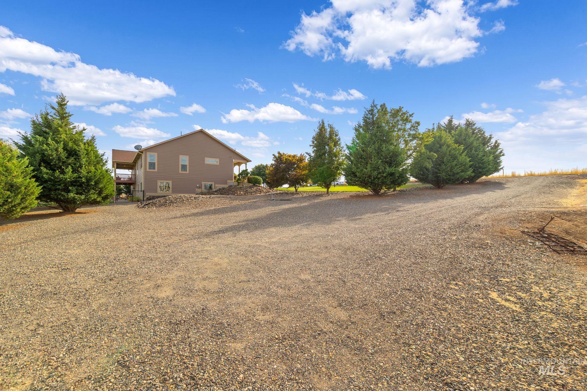 999 Amity Lane Property Photo 46