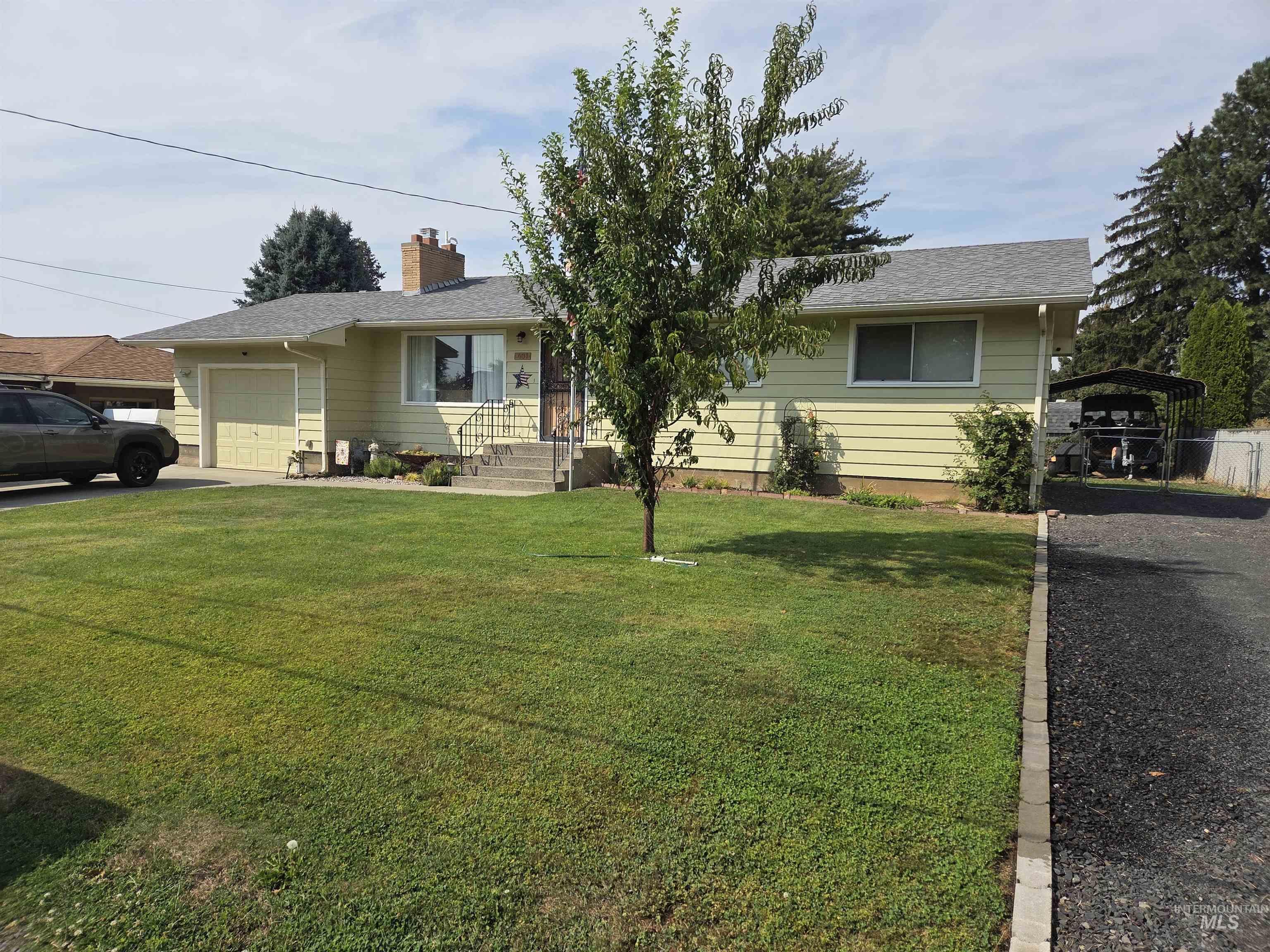 431 Linden Drive Property Photo 1