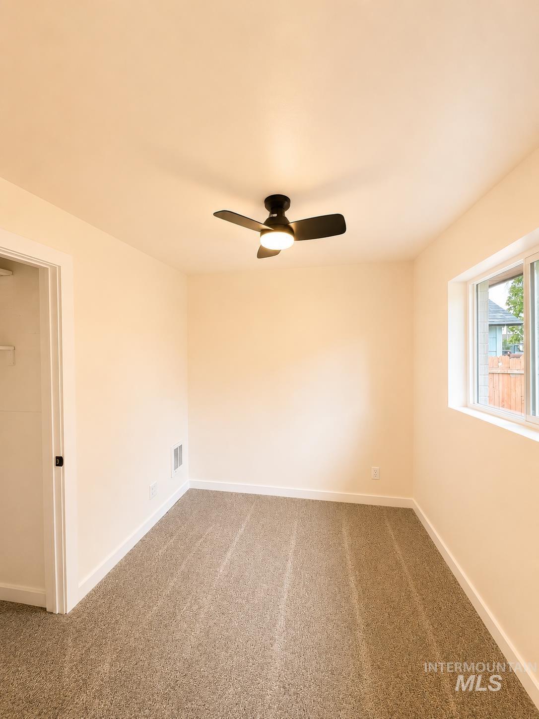1801 Hansen Ave Property Photo 9