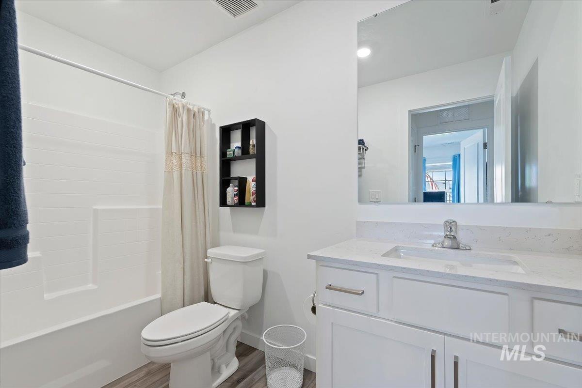 889 Education Street Property Photo 19