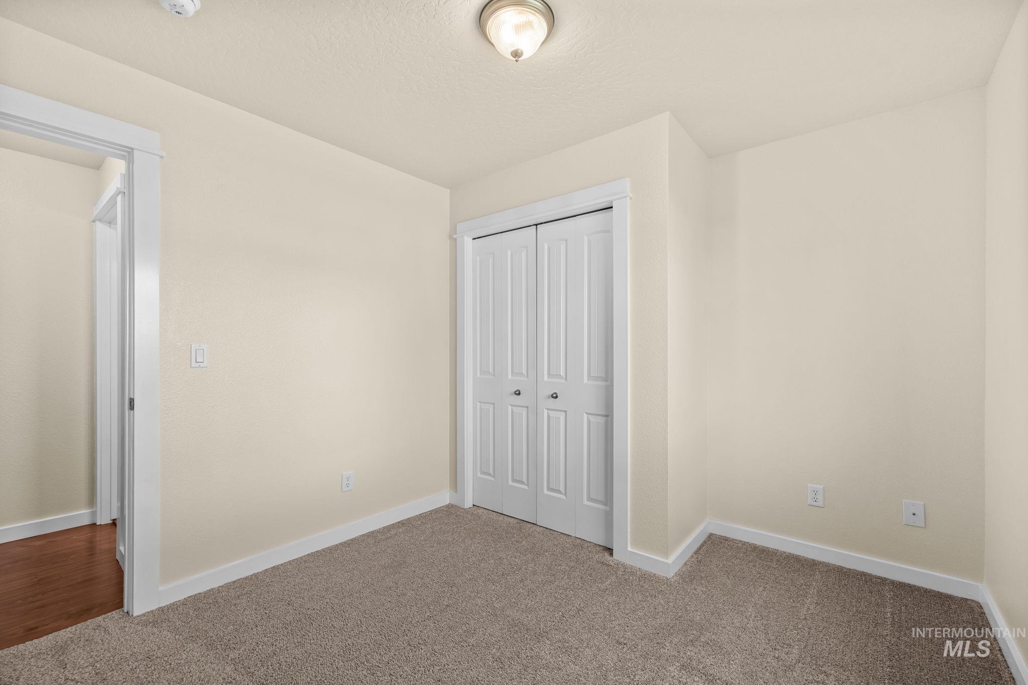 10570 Gossamer Ct Property Photo 33