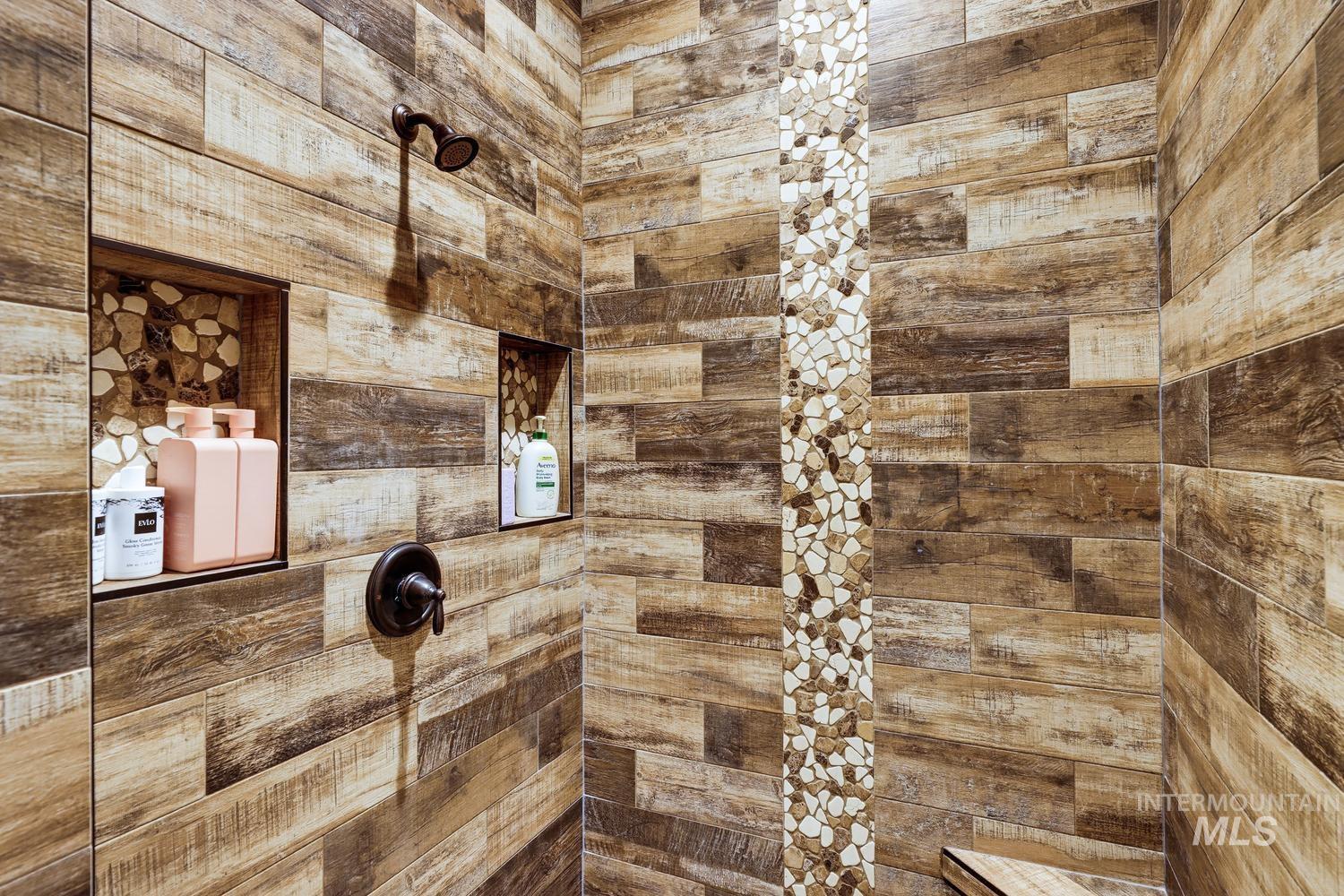 367 Bard Property Photo 26