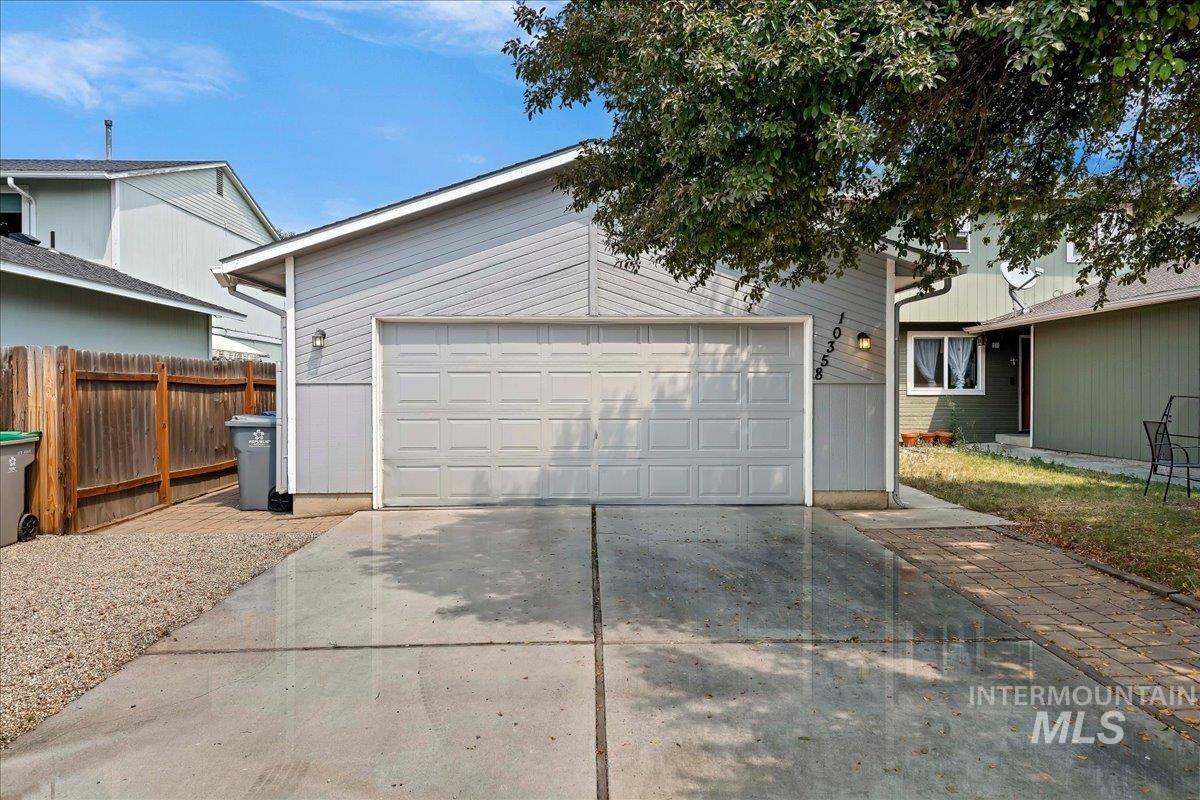 10358 W Cory St Property Photo 3