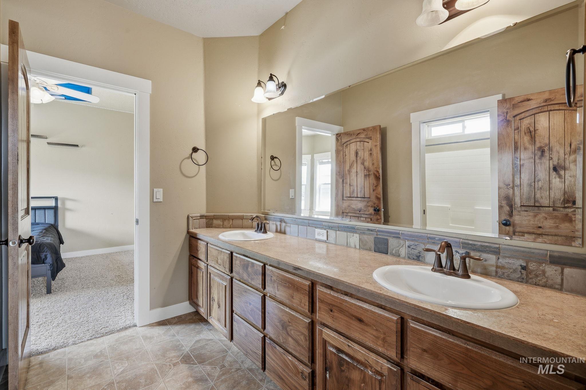 15585 Toscano Pl Property Photo 8