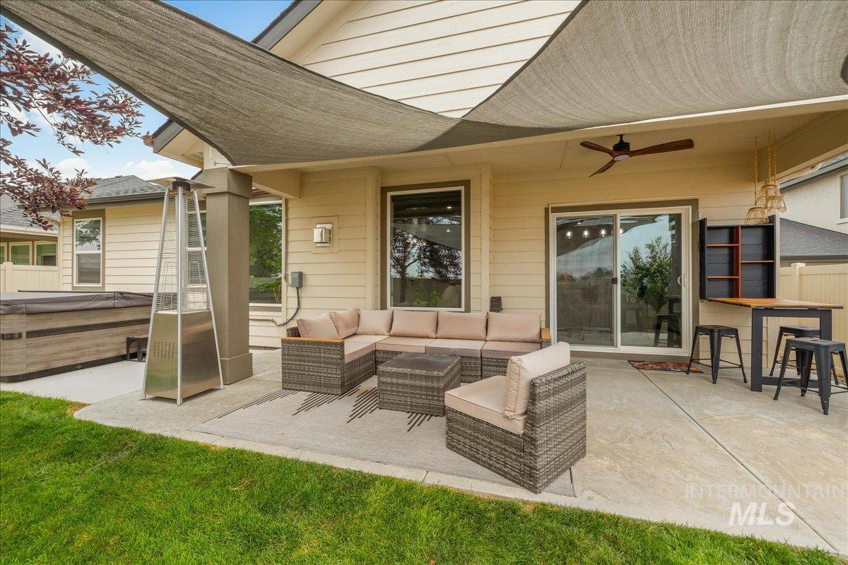 819 E Crest Ridge Property Photo 38
