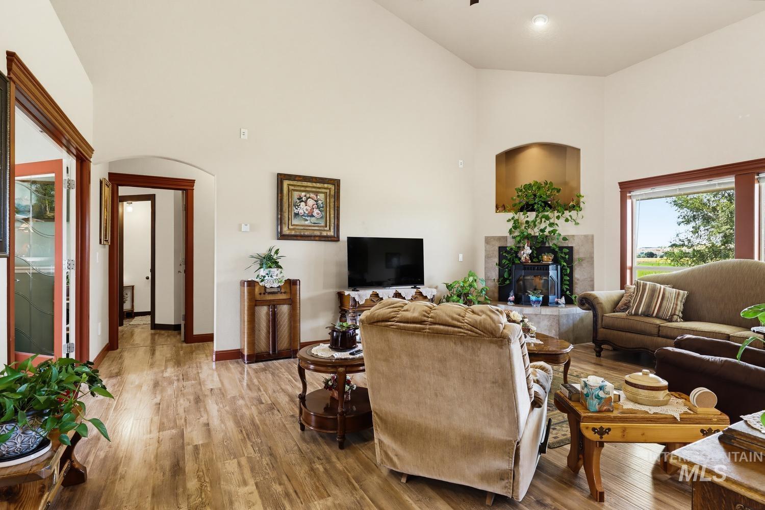 18341 Bellomy Lane Property Photo 8
