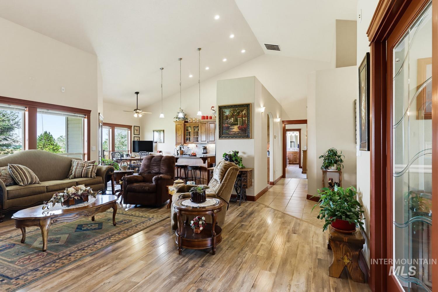 18341 Bellomy Lane Property Photo 11