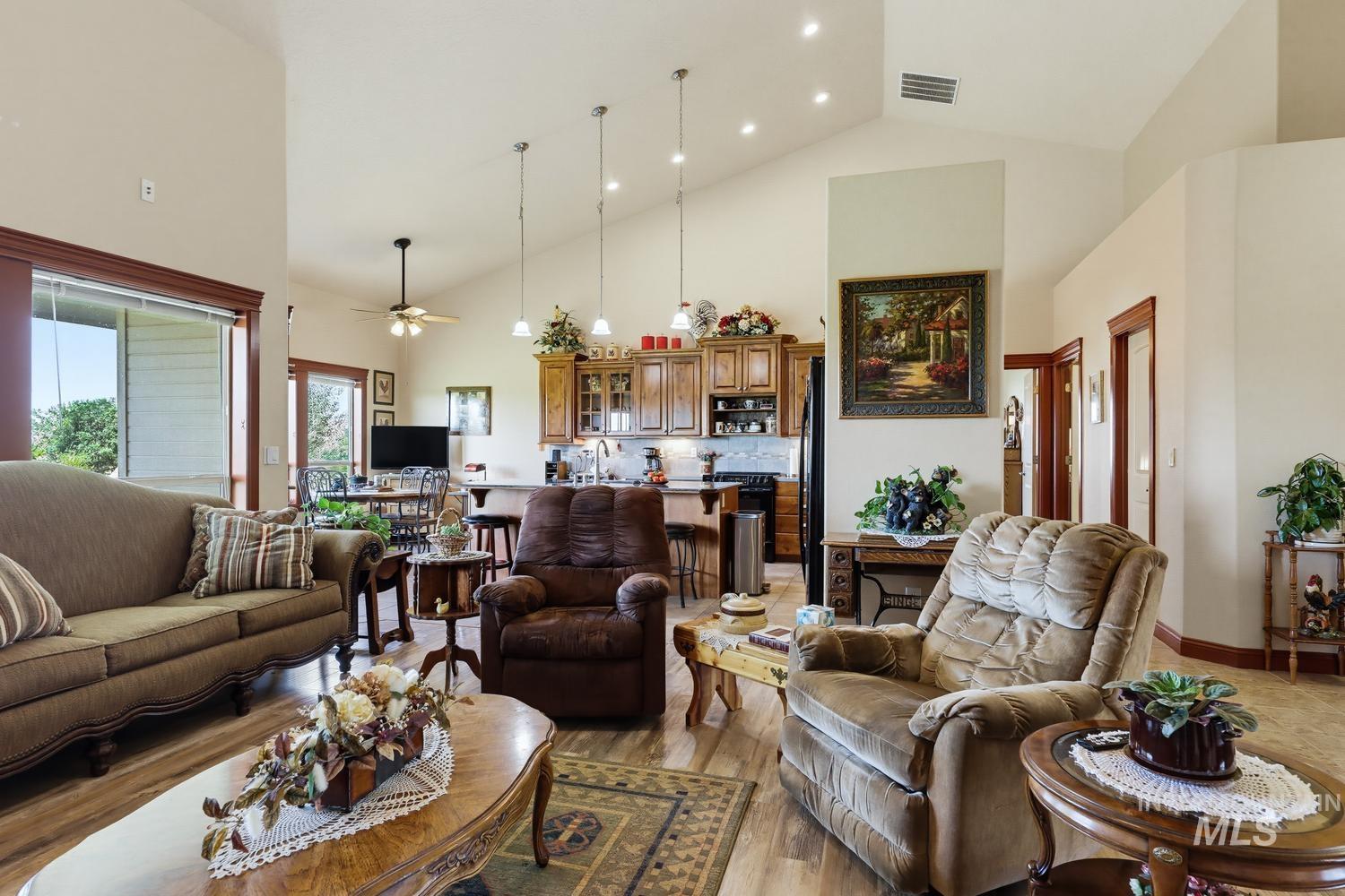 18341 Bellomy Lane Property Photo 13
