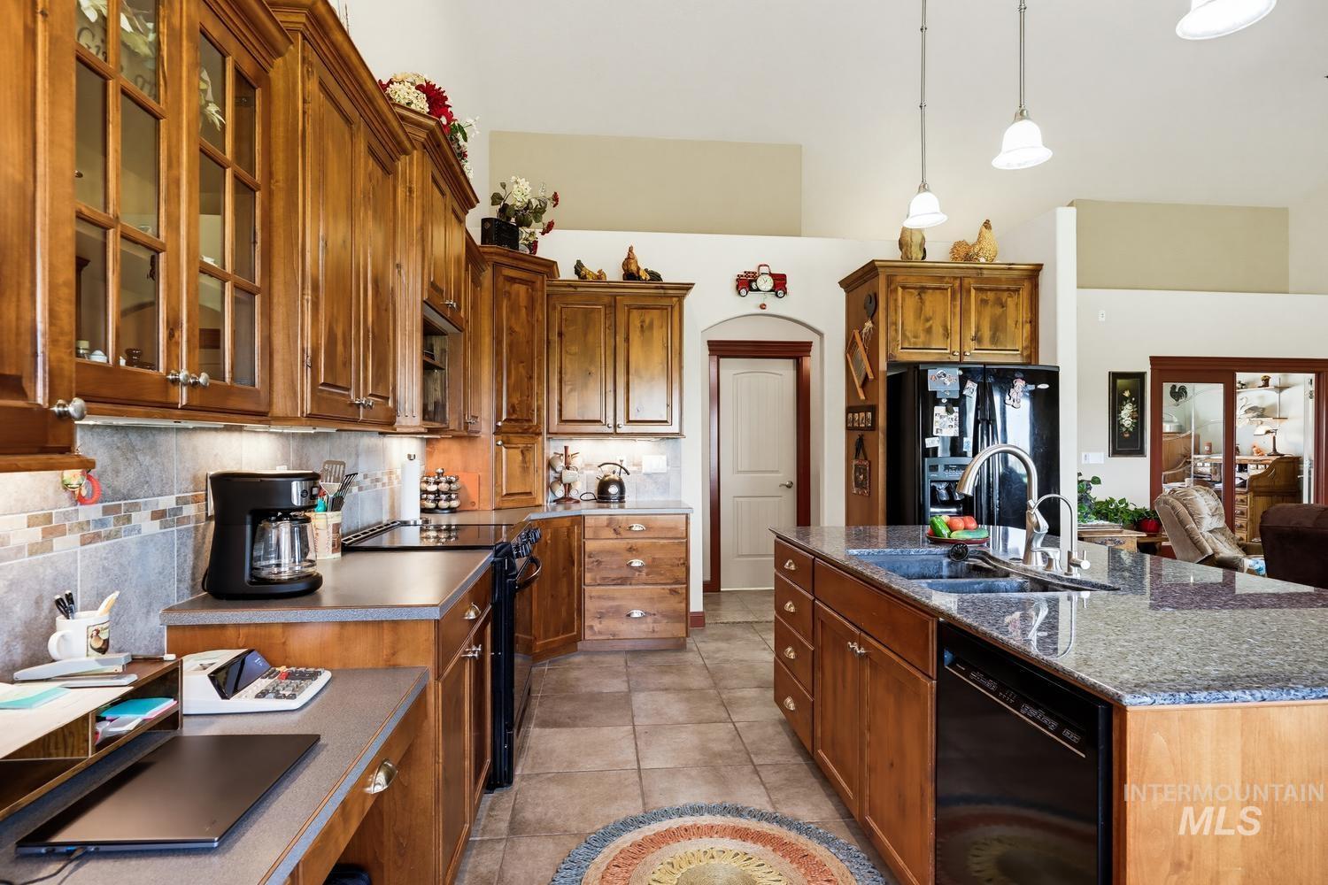 18341 Bellomy Lane Property Photo 16