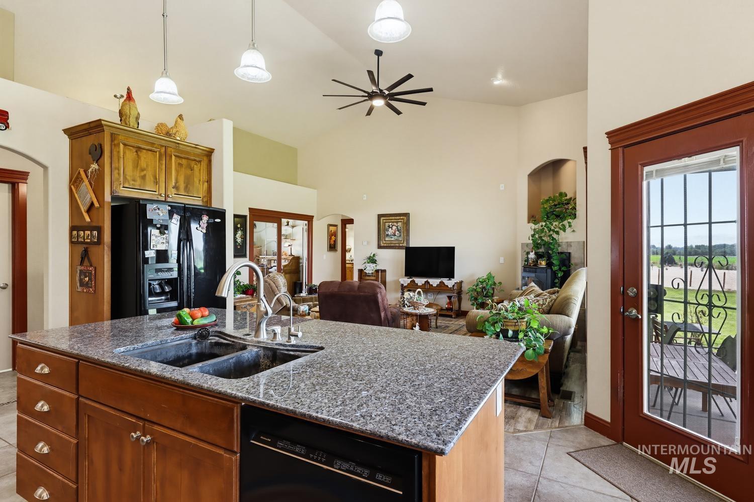 18341 Bellomy Lane Property Photo 18