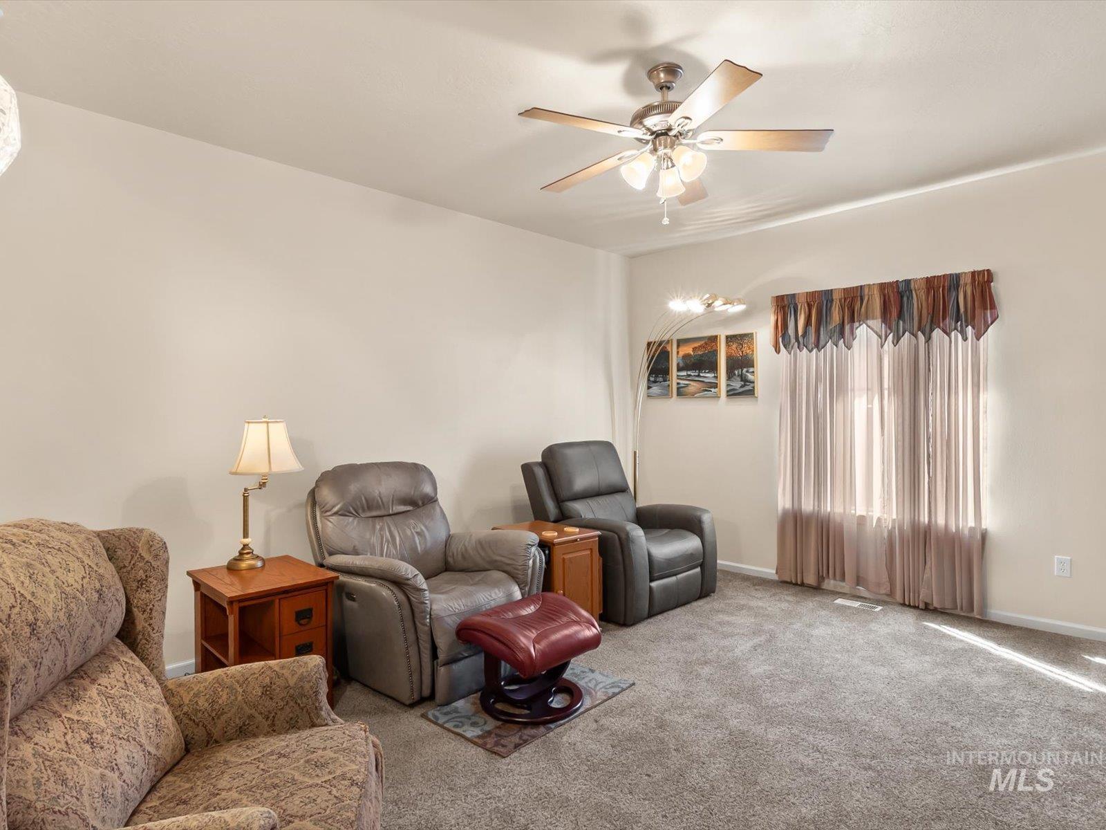 1118 Regency Way Property Photo 30