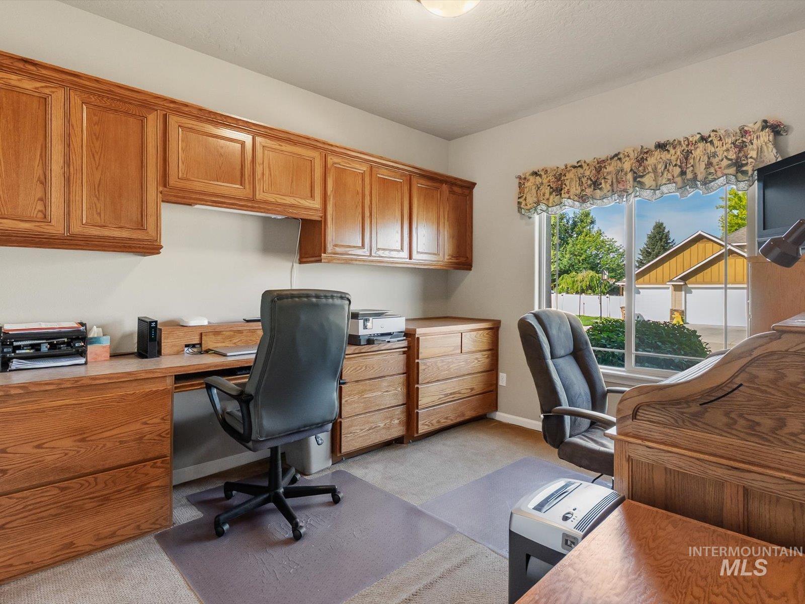 1118 Regency Way Property Photo 35