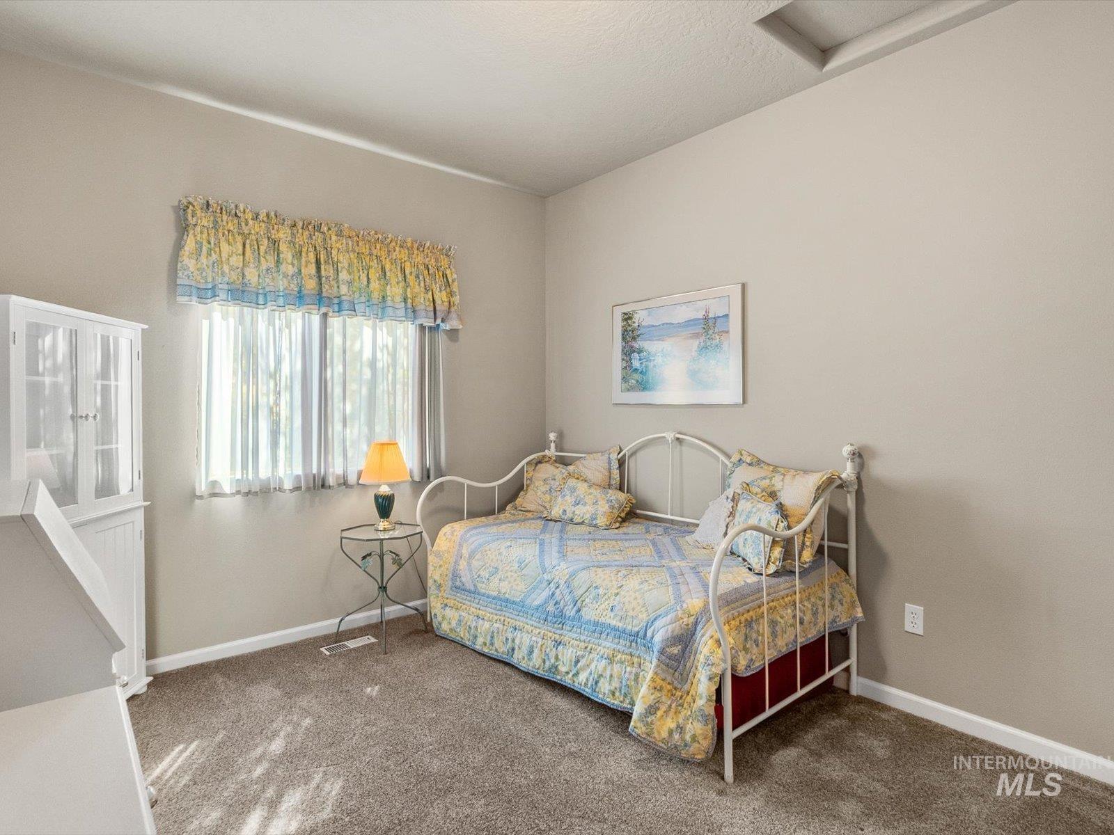 1118 Regency Way Property Photo 41