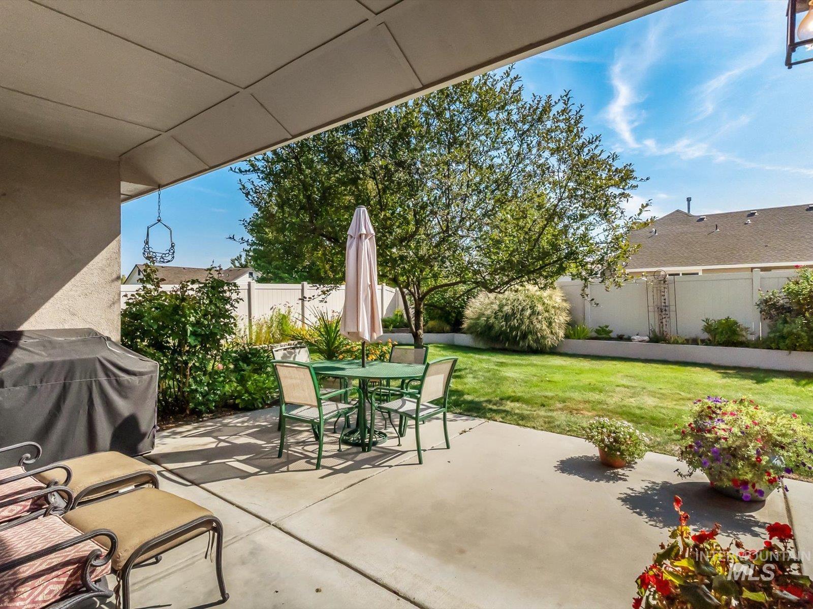 1118 Regency Way Property Photo 43