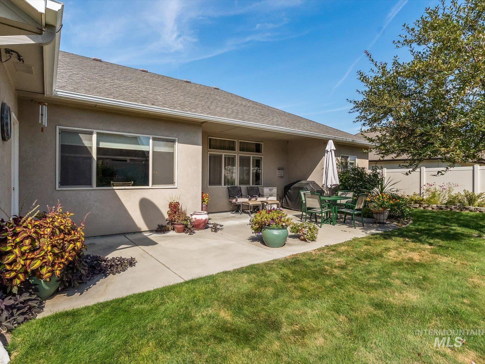 1118 Regency Way Property Photo 45