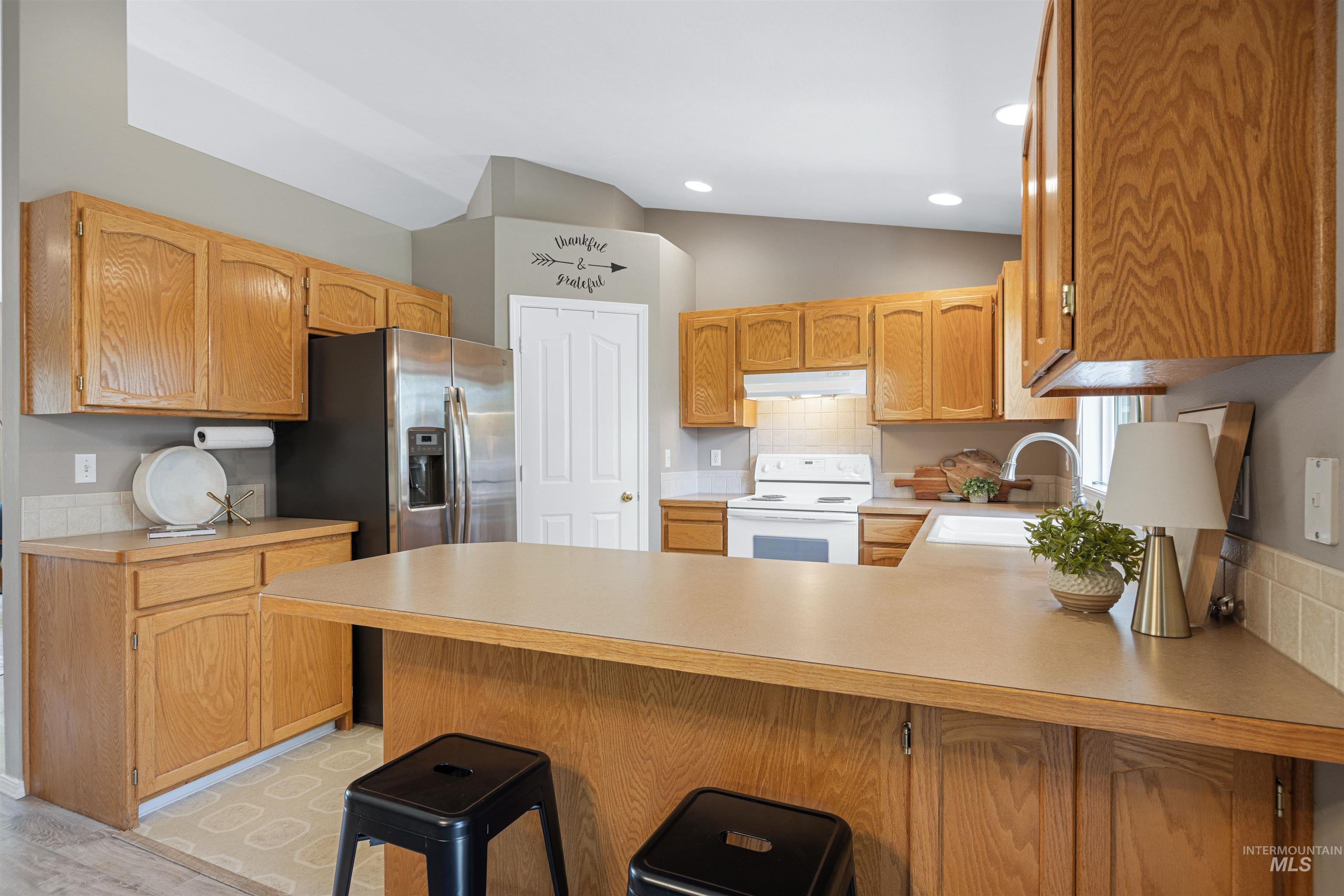 5522 S Santa Cruz Property Photo 12