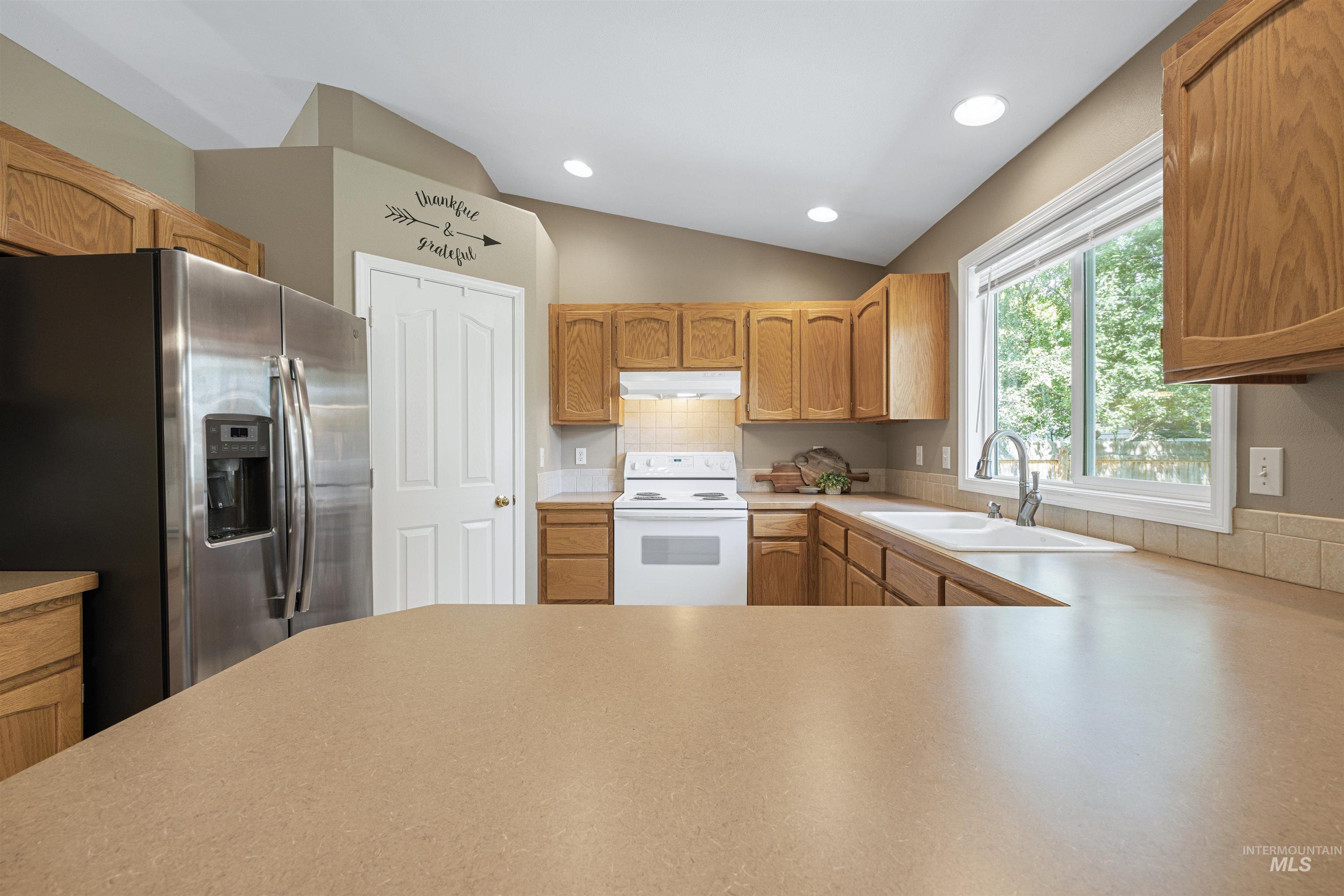 5522 S Santa Cruz Property Photo 14