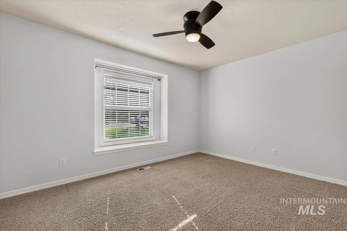 2065 S Trapper Cove Ave Property Photo 22