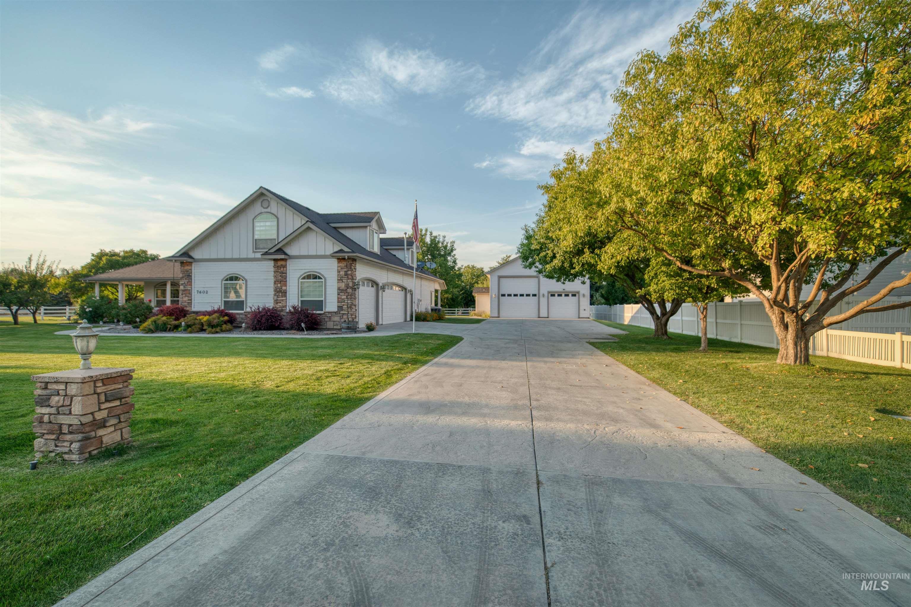 7602 E Charismatic St Property Photo 2