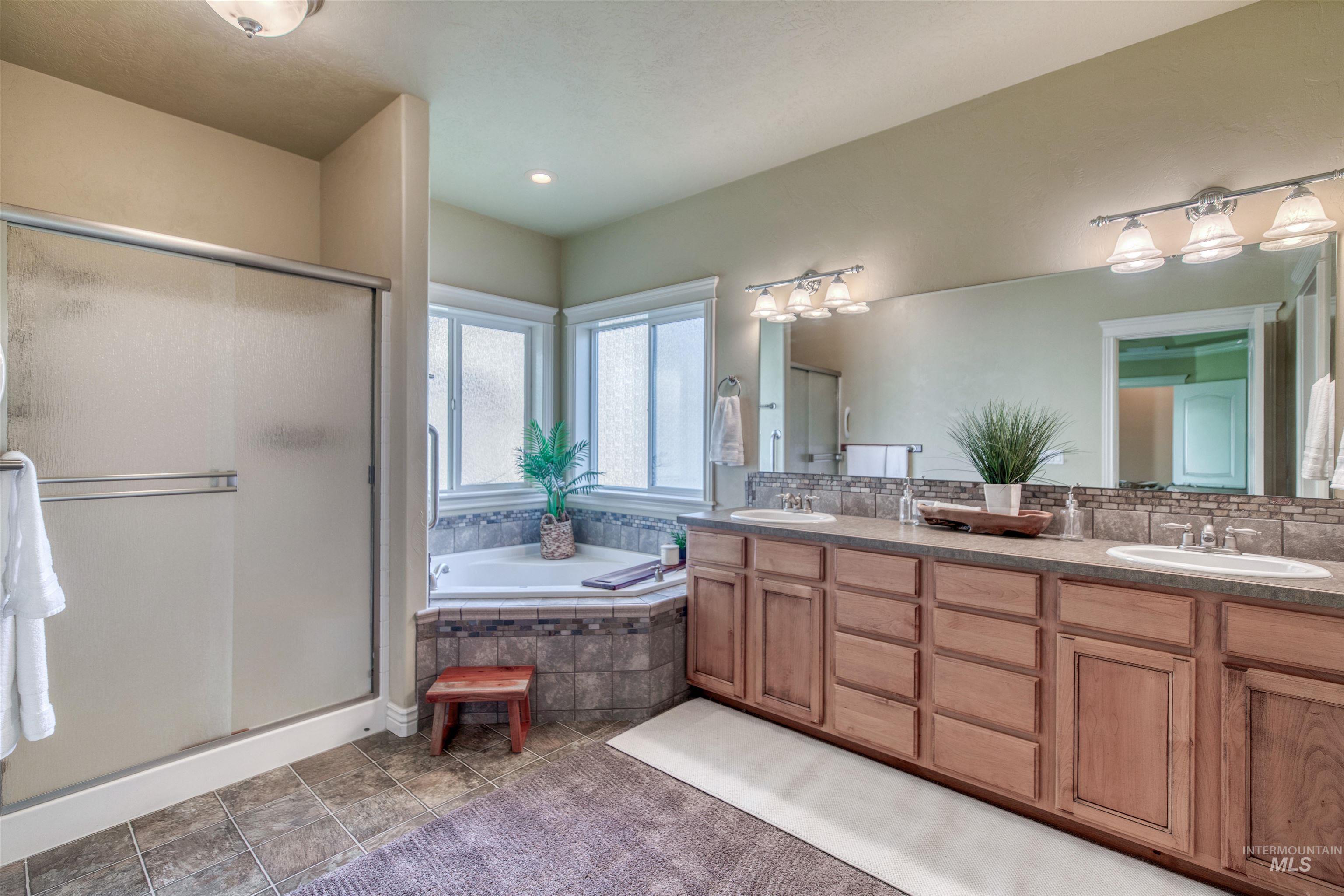 7602 E Charismatic St Property Photo 23