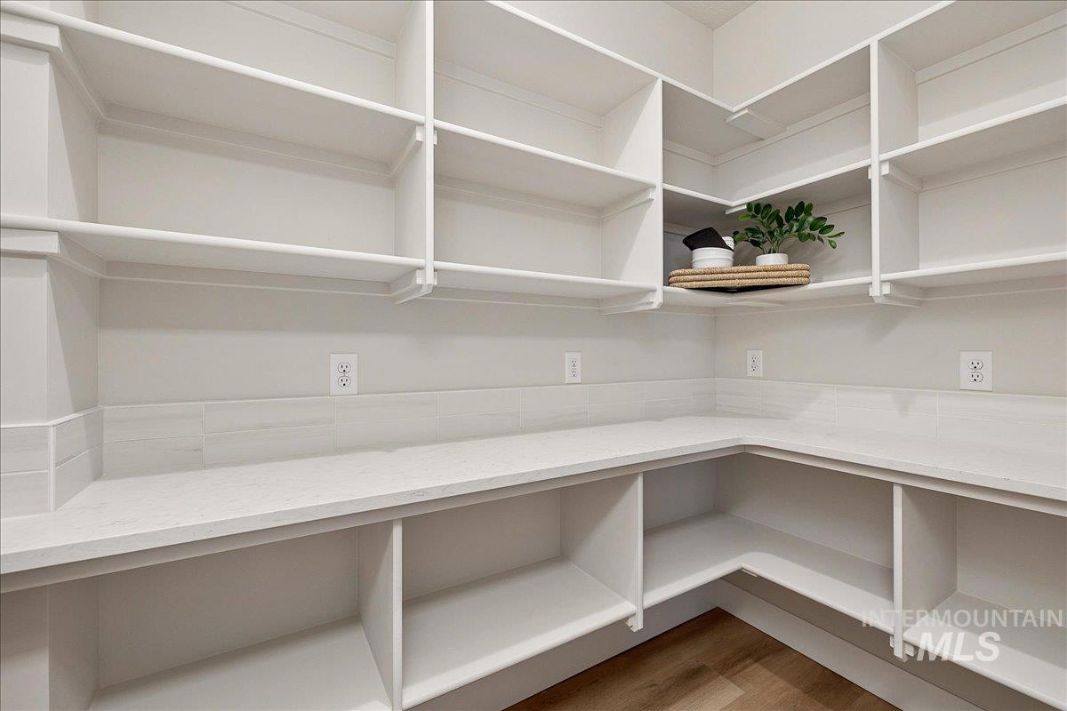 410 S Radiator Way Property Photo 18