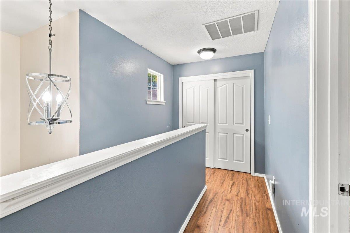 1327 W Balboa St Property Photo 19