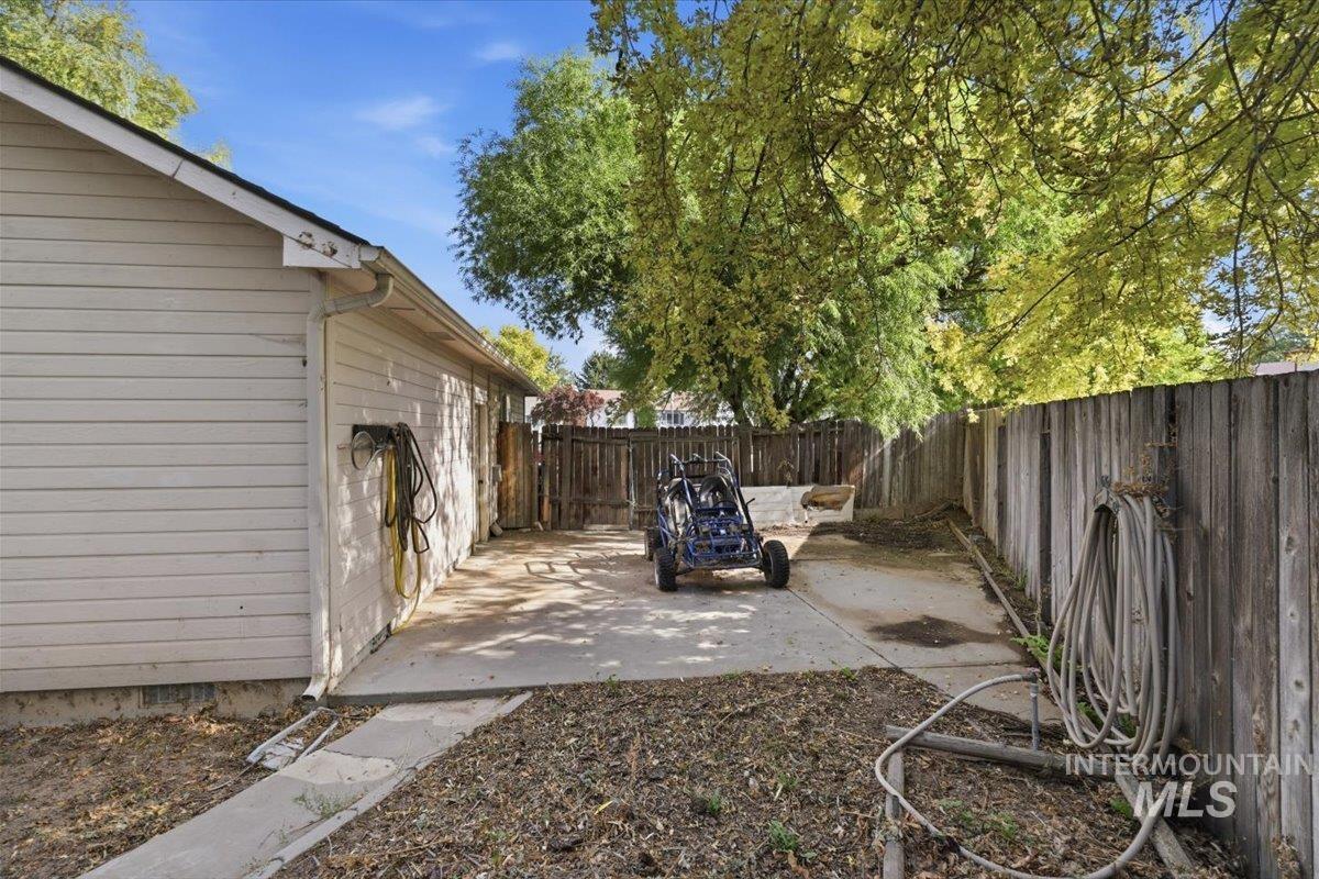 1327 W Balboa St Property Photo 30