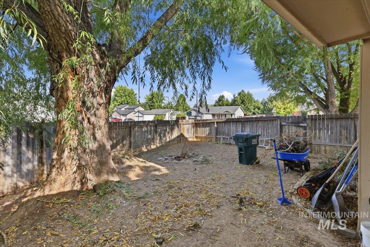 1327 W Balboa St Property Photo 33