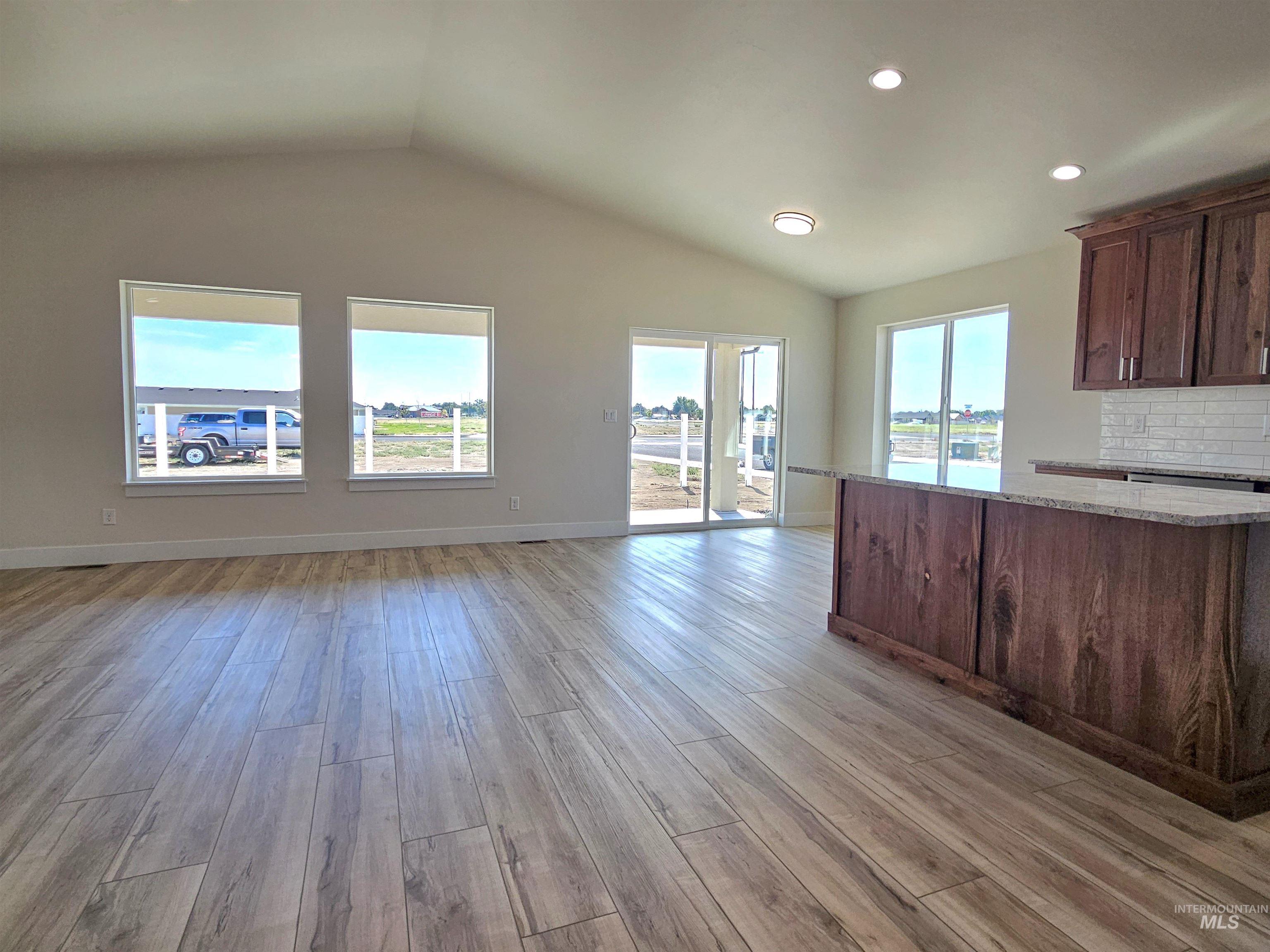 930 Tunnel Street Property Photo 6